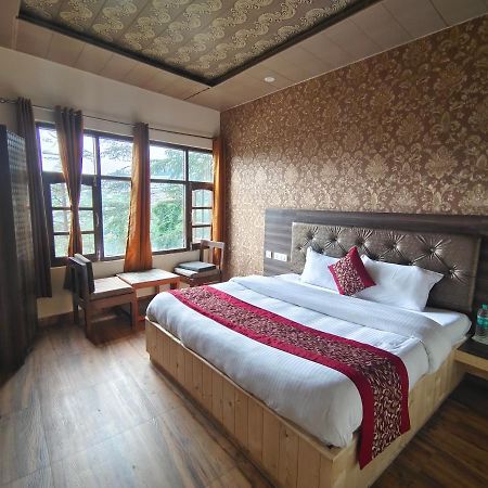 Mountain Zest-Simla Royale Near Mall Road-Free Pickup From Railway Station Simla Exterior foto